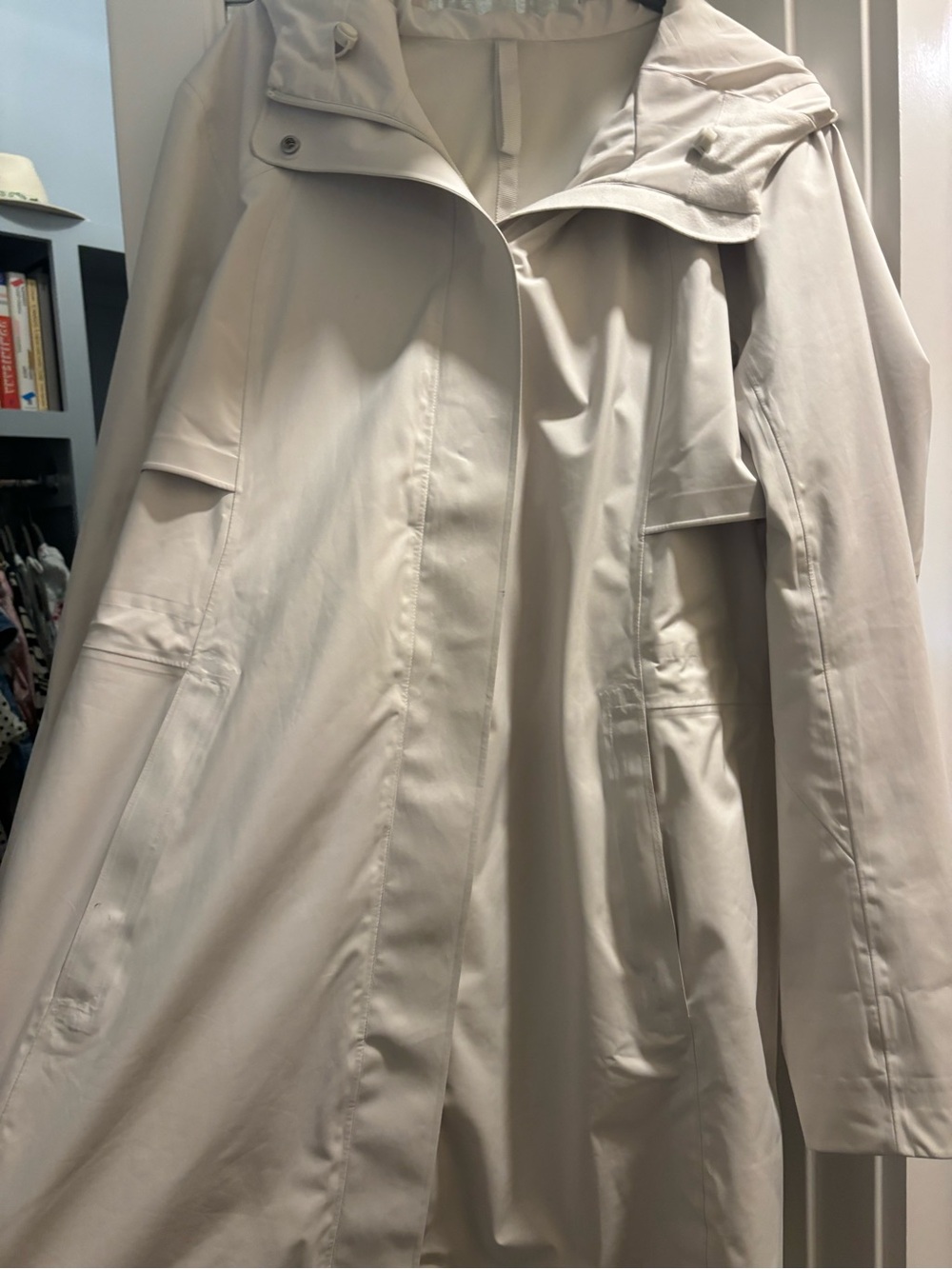 lululemon rain rebel Light Cream Hooded Trench / Rain Coat - Picture 2 of 10